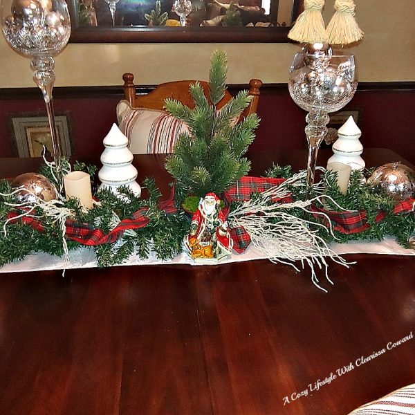 Secrets For A Beautiful Farmhouse Christmas Tablescape - Clearissa ...